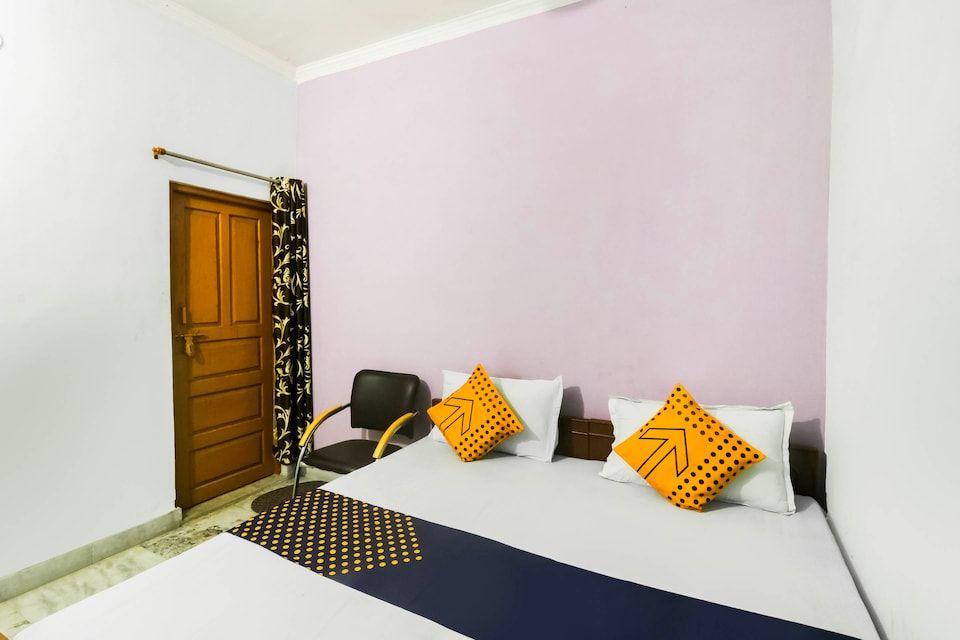 SPOT ON 61263 Mohan Guest House, Mainpuri, Mainpuri