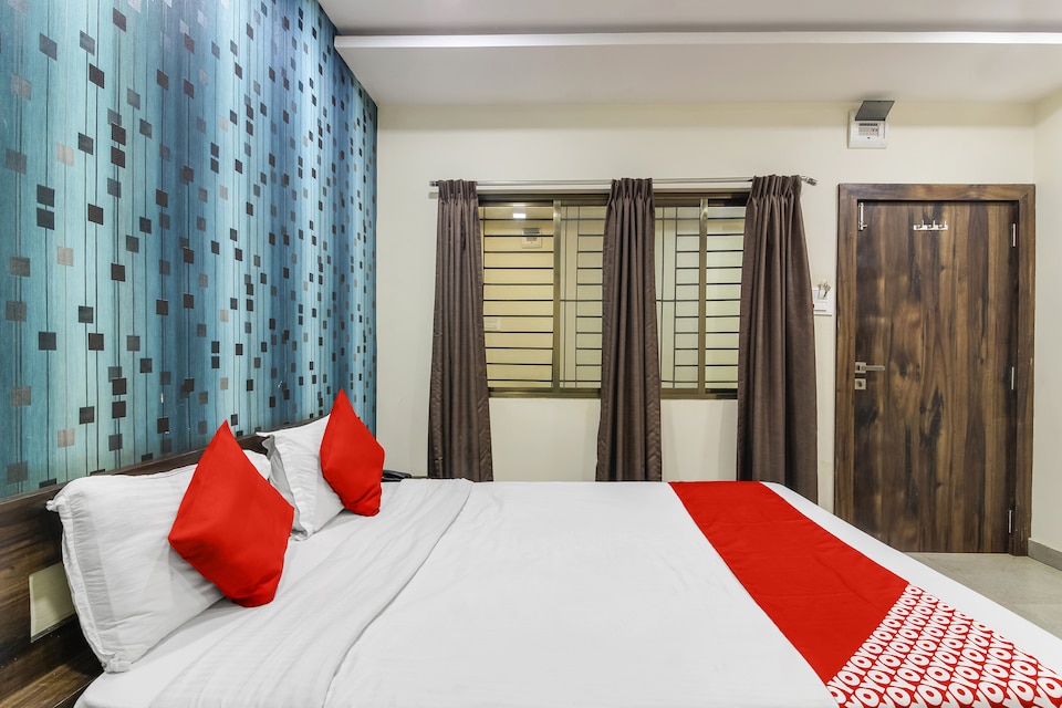 OYO 61282 Nageswari Lodge And Restaurant, Gulbarga, Gulbarga