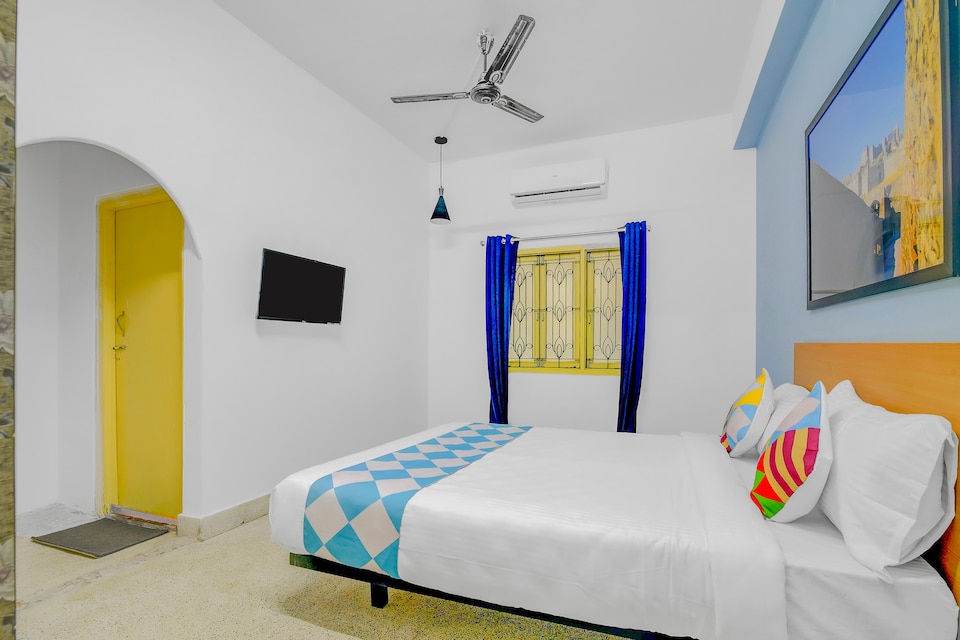 OYO Home Cute Stay Home Near Miraj Cinemas - Shalini Shivani, LB Nagar-Uppal, Hyderabad