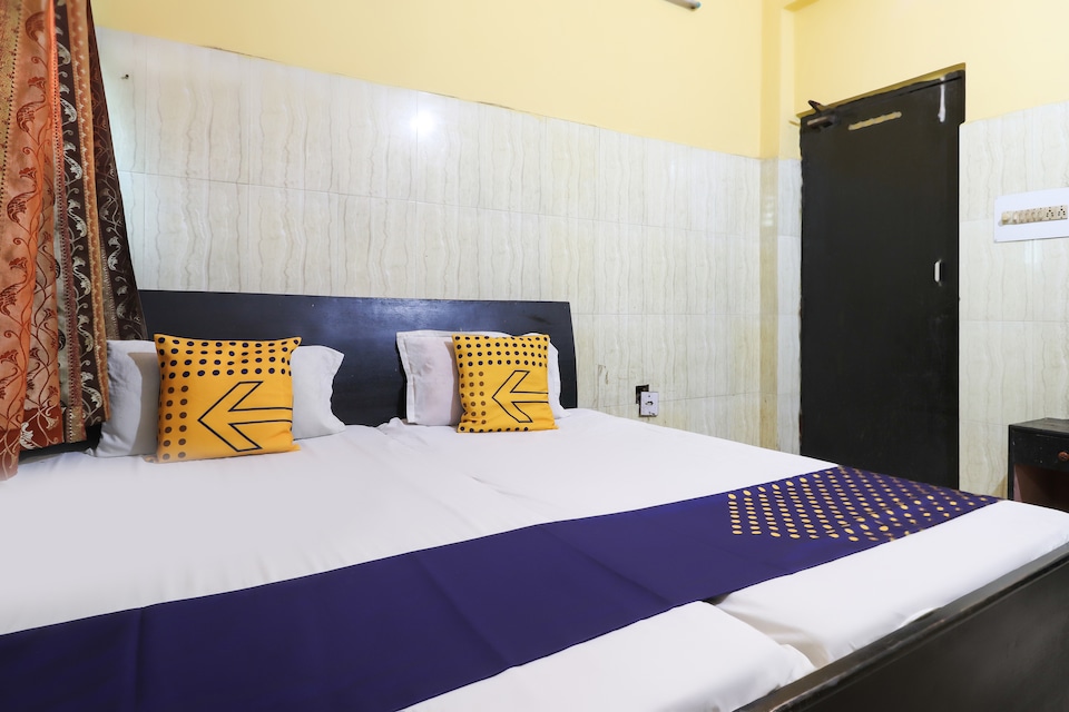 SPOT ON 61307 Hotel Geet Palace, Charbagh Lucknow, Lucknow