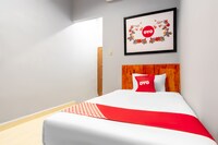 OYO 1668 Yvel Homestay Syariah