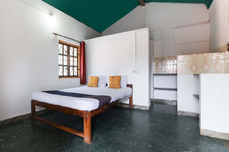 OYO 61383 Naik Guest House, Arambol Goa, Goa