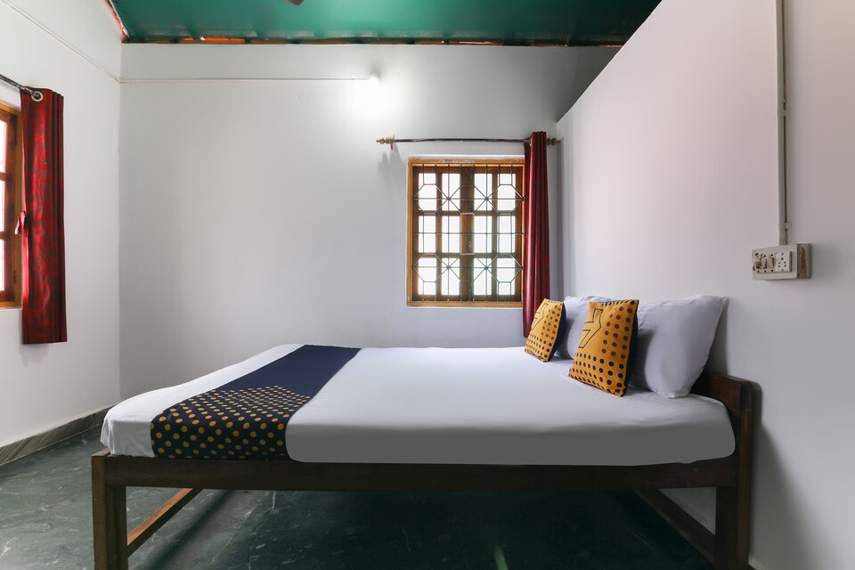 OYO 61383 Naik Guest House, Arambol Goa, Goa
