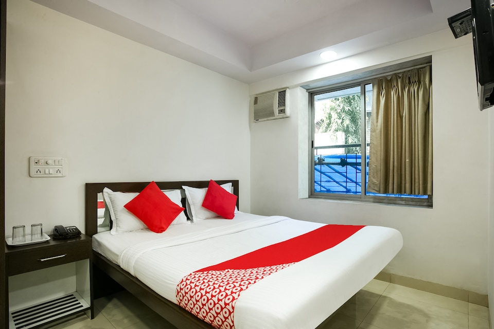 OYO 61398 Hotel Royal Elite, Mumbai Domestic Airport, Mumbai
