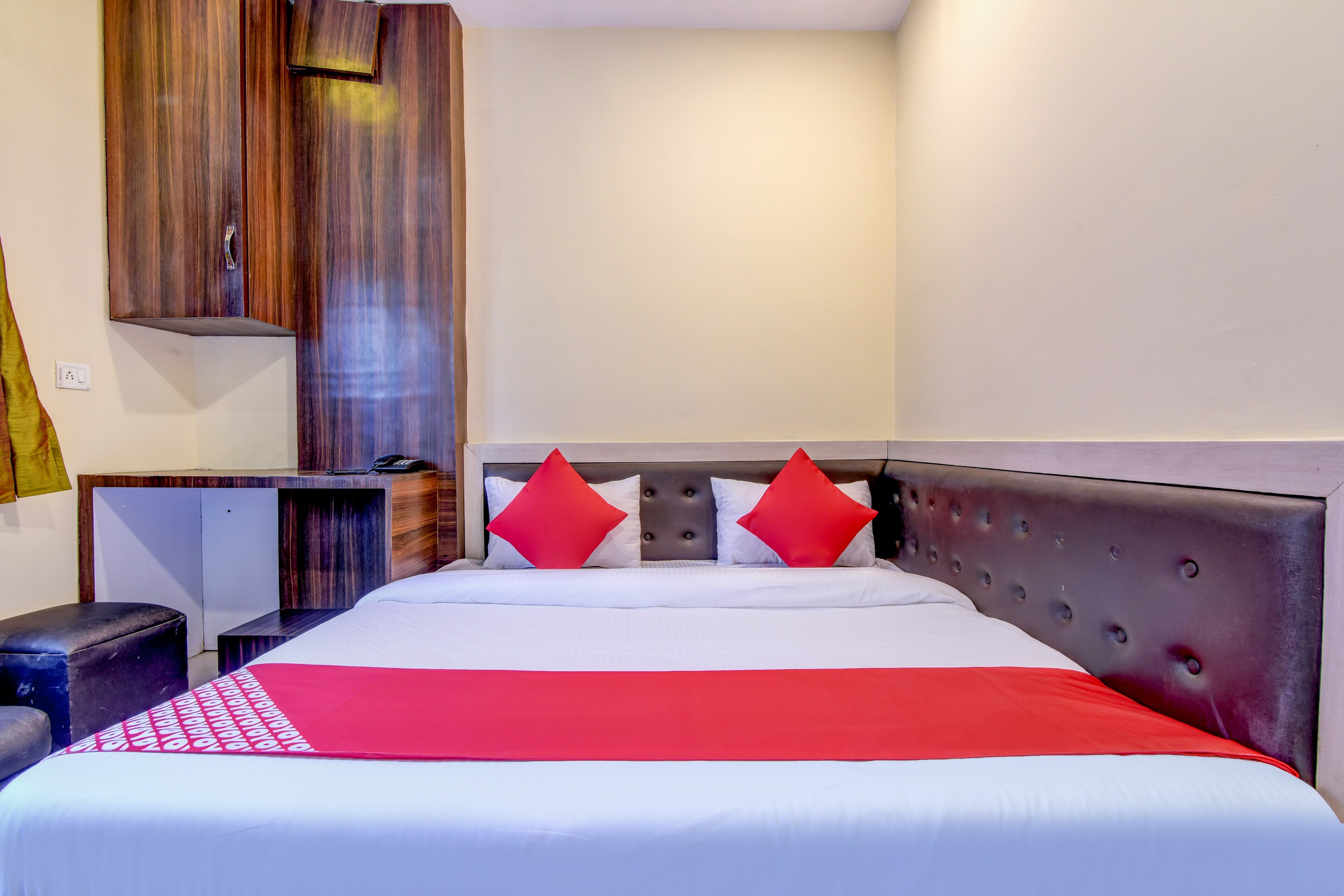 Hotels in Bhopal with Security Starting @ ₹426 - Upto 40% OFF on 39 Bhopal  Hotels