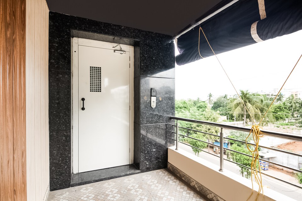 OYO 61443 The Pearl , Ramaraopet Kakinada, Kakinada