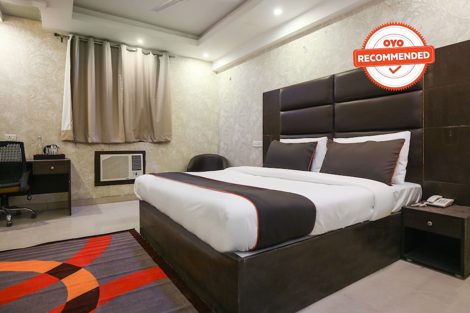 LIVE as LCK2563, Charbagh Lucknow, Lucknow