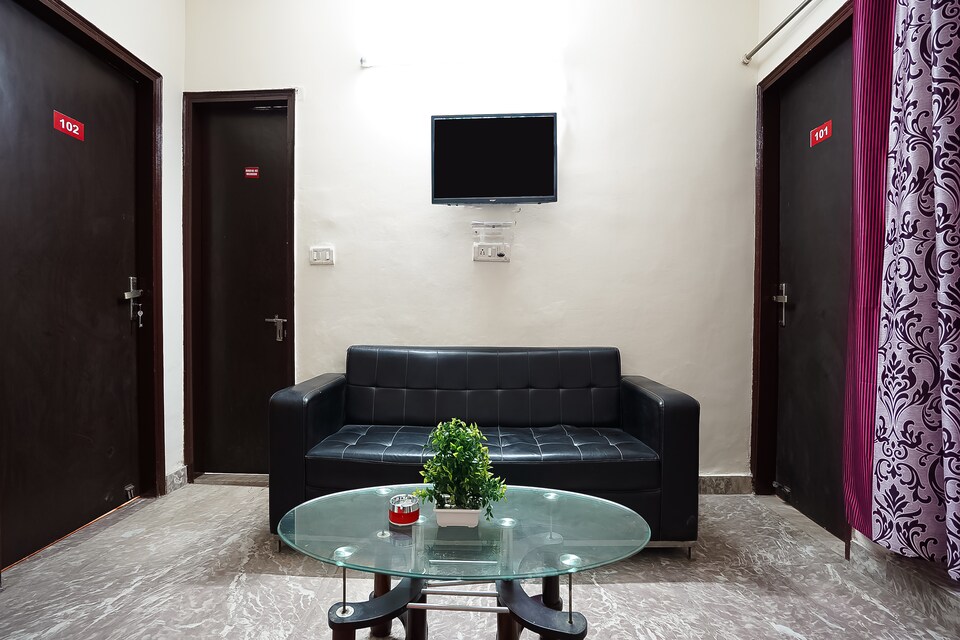 OYO 61458 Palm Stay, Dwarka Delhi, Delhi