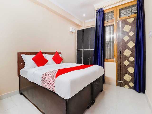 Hotel O Kalawati Palace