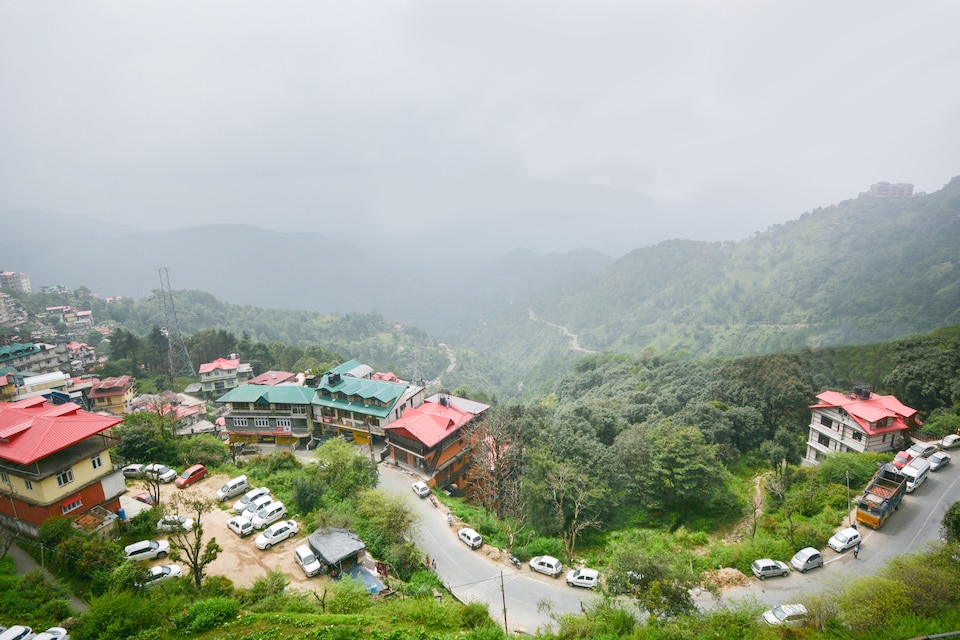 OYO Home 61481 Scenic Stay Totu Chowk, Summer Hill Shimla, Shimla