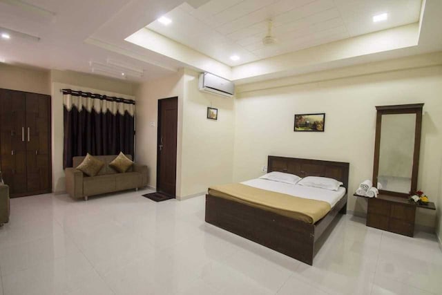 Capital O Yash Regency