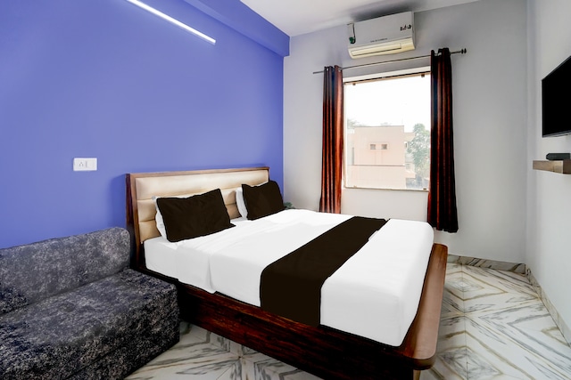 Collection O Salasar Balaji Temple Formerly Keshav Mahal