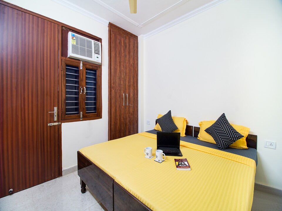 OYO LIFE GRG1741 Golf Course Ext Rd, Sohna Road, Gurgaon