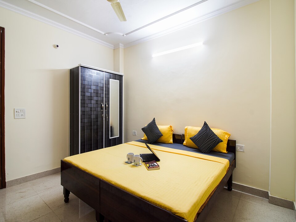 OYO LIFE GRG1741 Golf Course Ext Rd, Sohna Road, Gurgaon