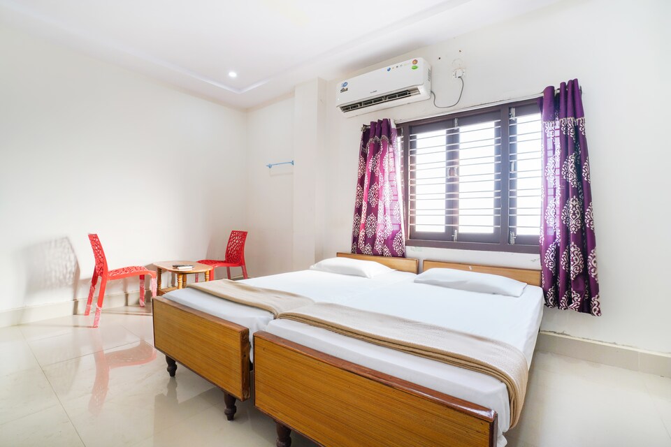 SPOT ON 61523 Dreams Lodge, Siddipet, Siddipet