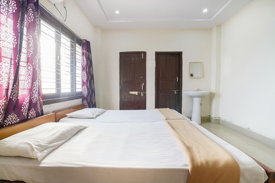 SPOT ON 61523 Dreams Lodge, Siddipet, Siddipet