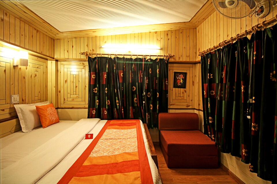 OYO 5001 Hotel Maharaja 1, Mall Road Nainital, Nainital