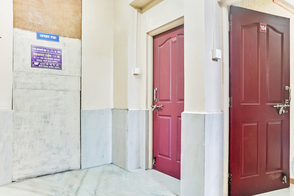 Flagship 61543 Shreenand Lodge Executive, Hadapsar Pune, Pune