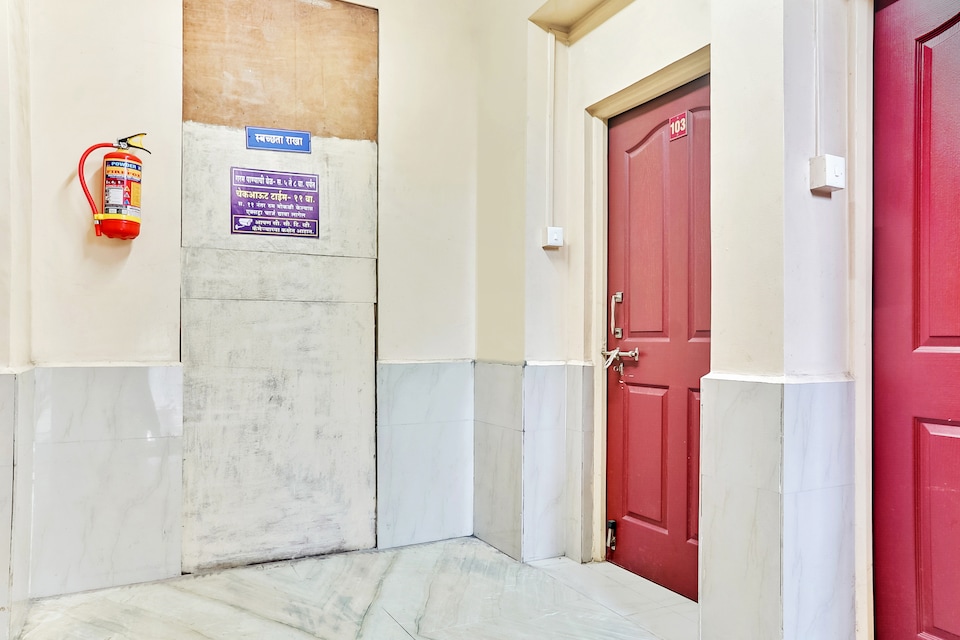 Flagship 61543 Shreenand Lodge Executive, Hadapsar Pune, Pune