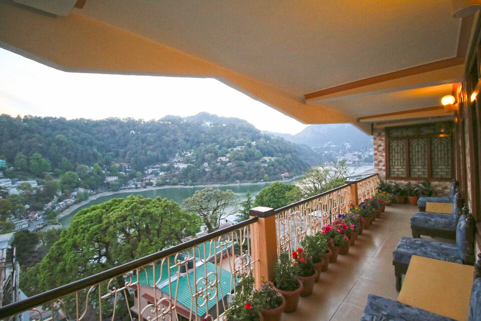 OYO 5002 Hotel Maharaja 2, Mall Road Nainital, Nainital