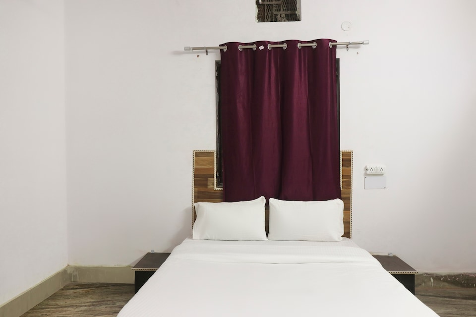 Live on DHN852, Dehradun ISBT, Dehradun