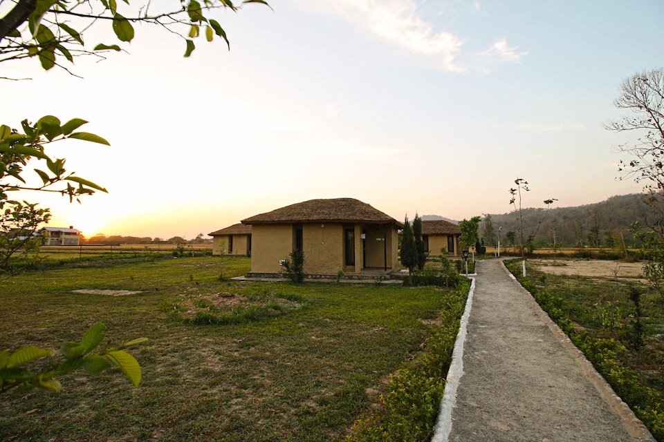 OYO Tusk And Roar Resort, Dhela Village Corbett Ramnagar, Corbett-Ramnagar