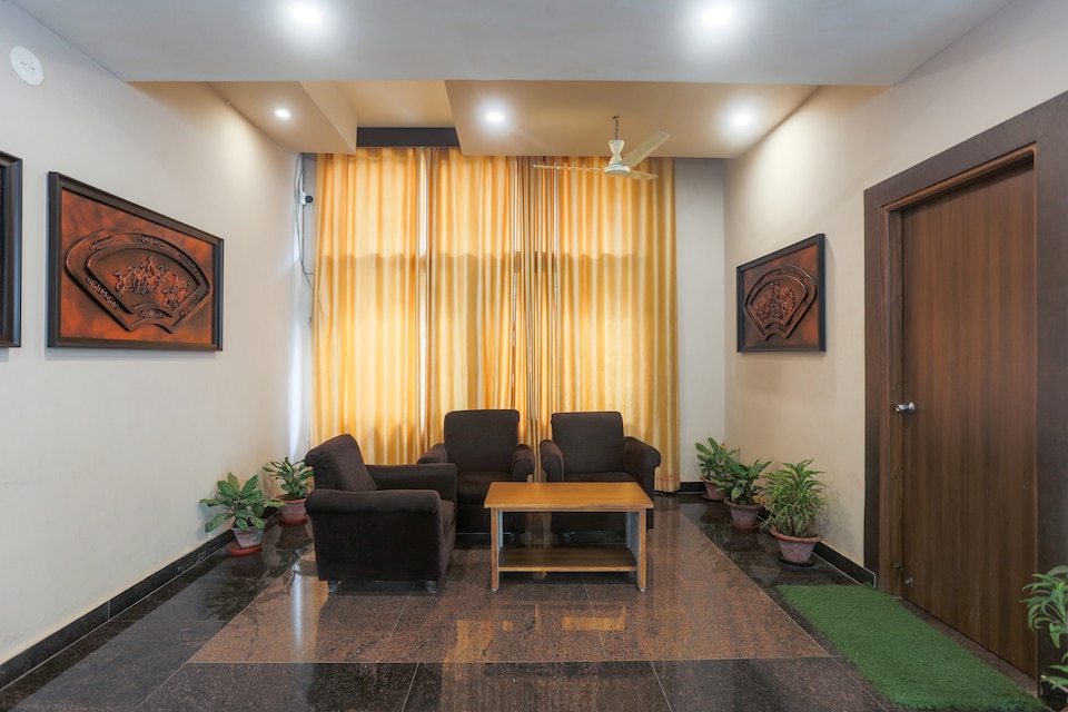 OYO 61586 Hotel Narmada Bhavan, Swargdwar Puri, Puri