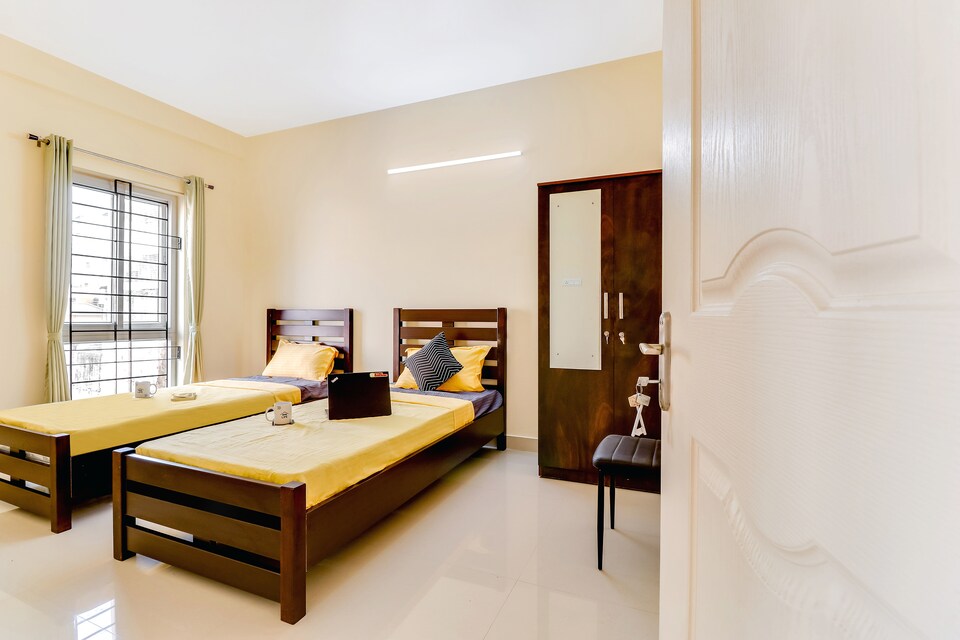 OYO LIFE BLR1913 Magadi Rd Metro Stn, Hebbal Bangalore, Bangalore