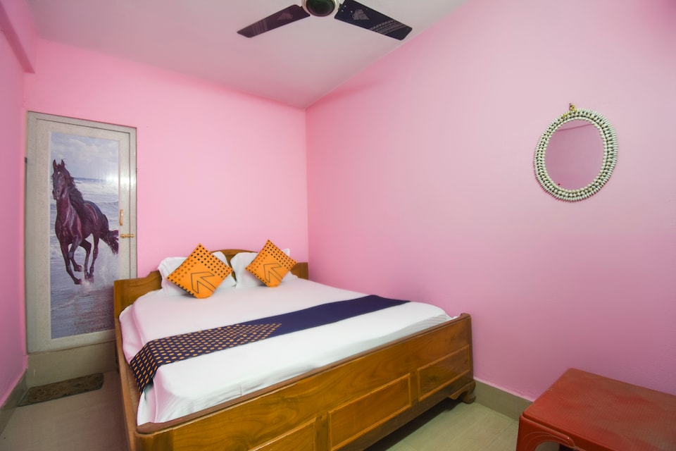 SPOT ON 61597 Debashram, Mayapur, Mayapur