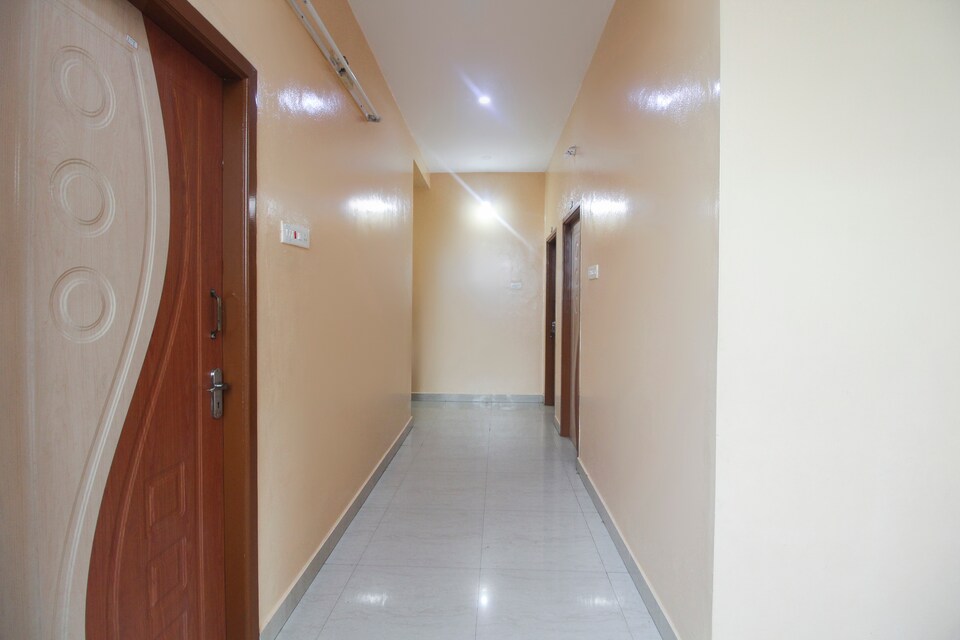 OYO 61599 Visakan Tower Lodge, Palani, Palani