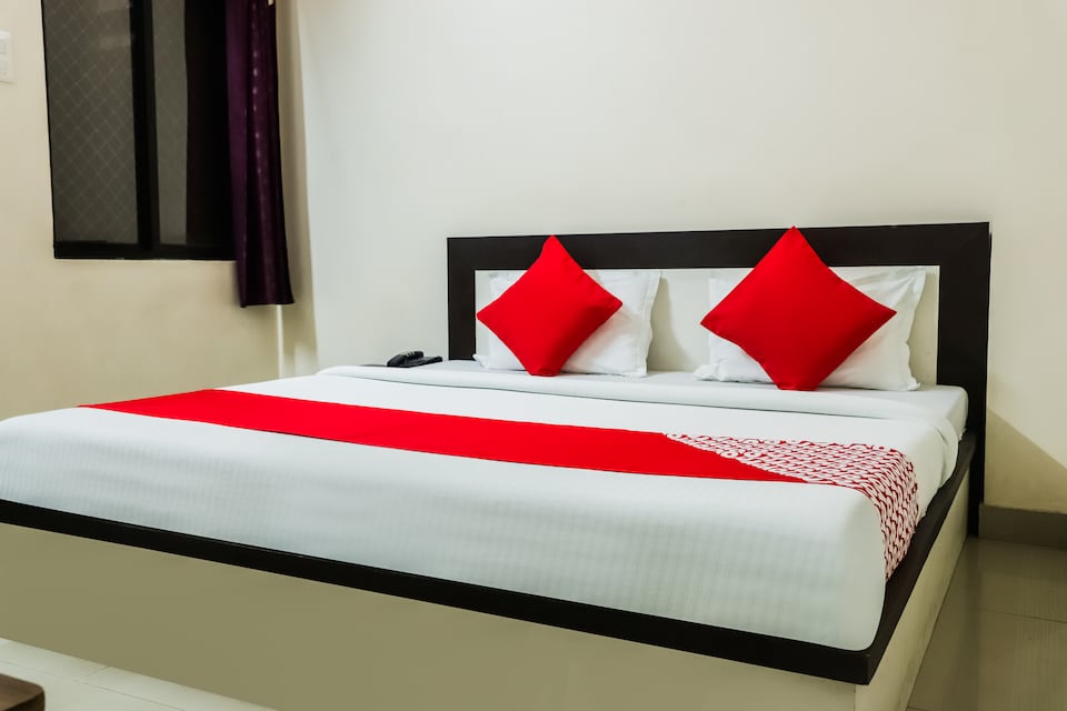 OYO 61608 Mid City, Chhatarpur, Chhatarpur