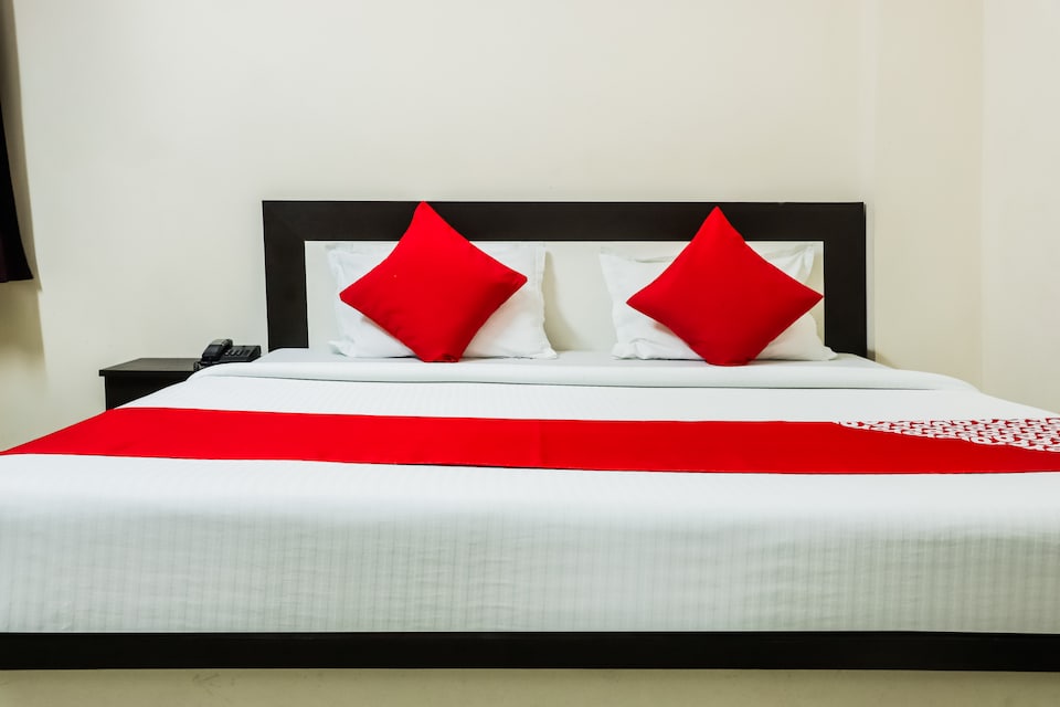 OYO 61608 Mid City, Chhatarpur, Chhatarpur