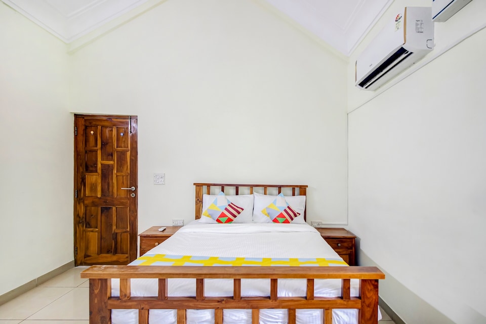 OYO 61616 Peaceful 4bhk Guirim, Calangute Goa, Goa