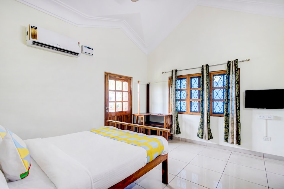OYO 61616 Peaceful 4bhk Guirim, Calangute Goa, Goa