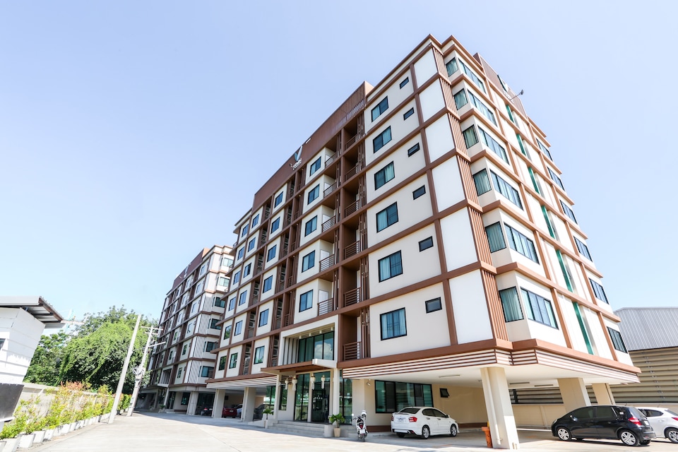OYO 338 V-twin Donjan Service Apartment, Wat Ket P1, Chiang Mai
