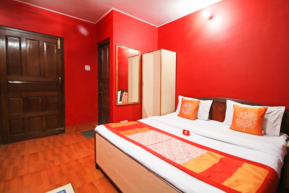 OYO 5009 Jagati Hotel, Mall Road Nainital, Nainital