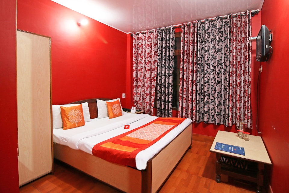 OYO 5009 Jagati Hotel, Mall Road Nainital, Nainital