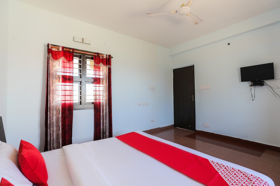 SPOT ON 61653 Ssr Guest House , ECR Chennai, Chennai