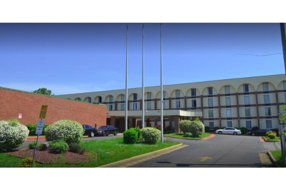 OYO Hotel Memphis Oakville, C38118, Memphis