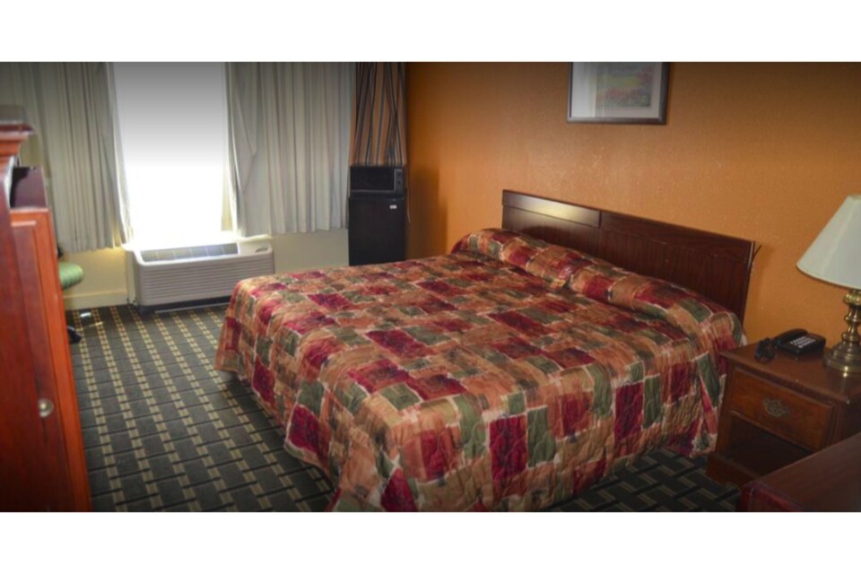 OYO Hotel Memphis Oakville, C38118, Memphis