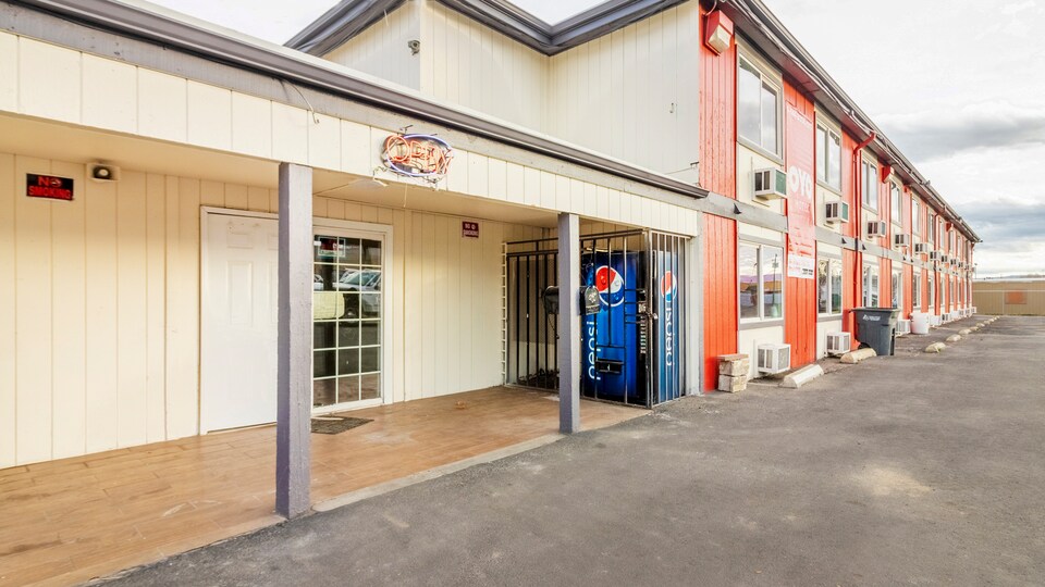 OYO Hotel Yakima North - Sunshine, C98901, Yakima WA