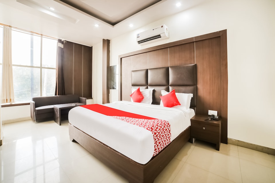 OYO 61665 Hotel Pmg Plaza, Narnaul City, Narnaul