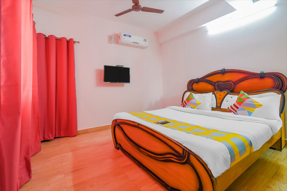 Live as CHN1769, Velachery, Chennai