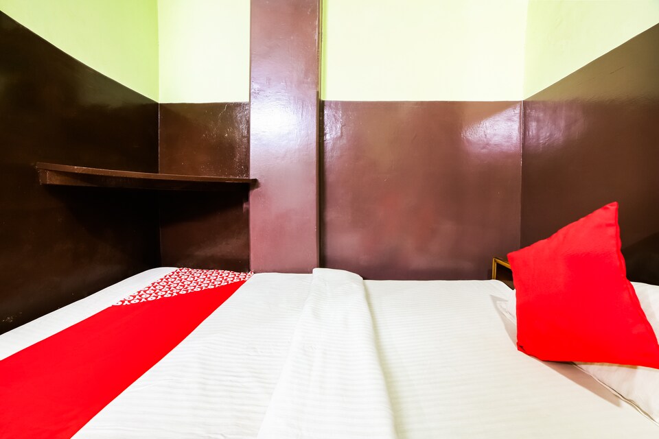 OYO 61680 Hotel Heritage, Godowlia, Varanasi