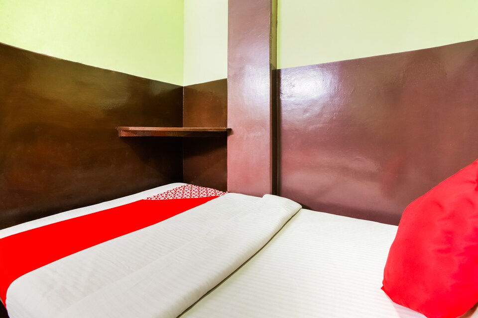 OYO 61680 Hotel Heritage, Godowlia, Varanasi
