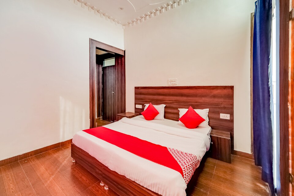 OYO 61688 Krish Hotel, Neemrana, Neemrana