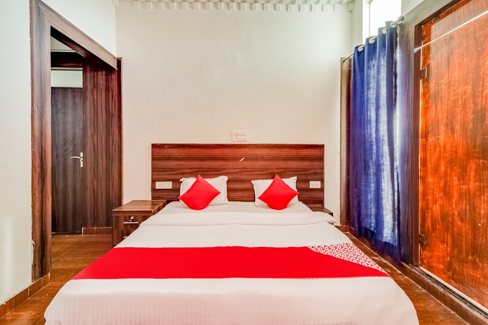 OYO 61688 Krish Hotel, Neemrana, Neemrana
