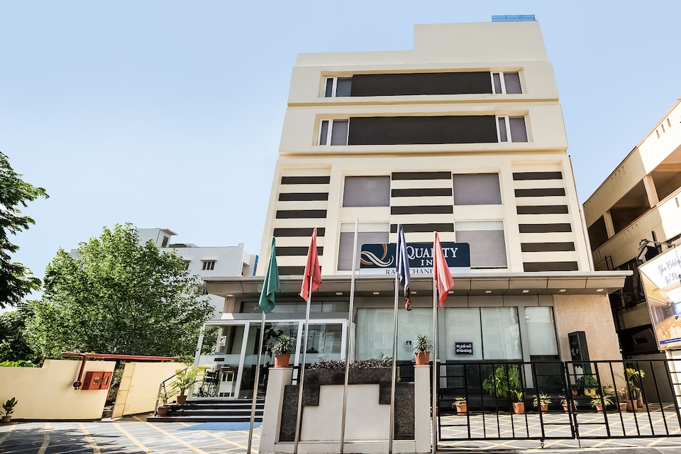 Palette - Quality Inn Ramachandra, Gajuwaka Visakhapatnam, Visakhapatnam