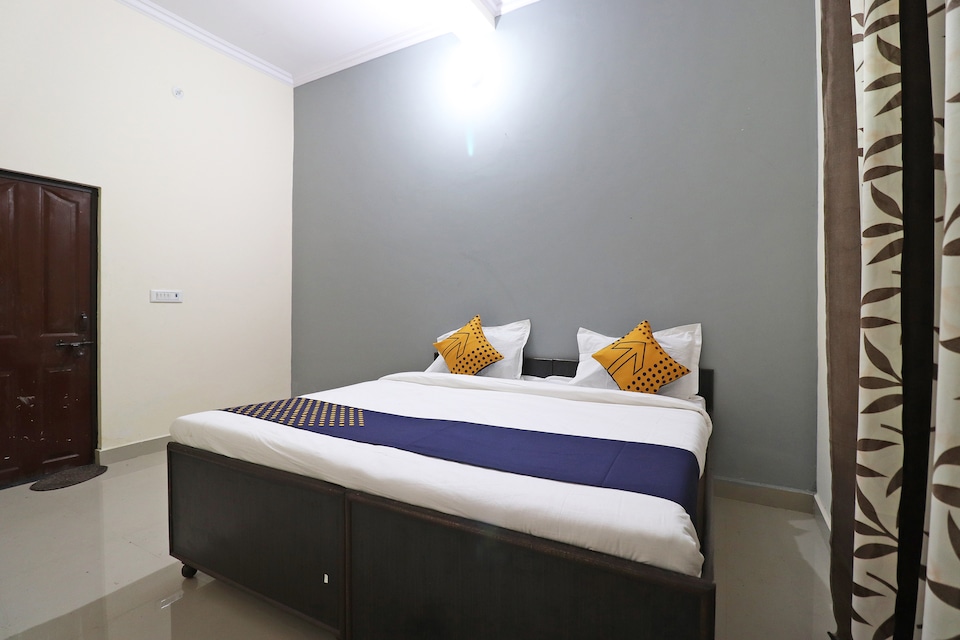 SPOT ON 61716 Rao Hotel, Old Gurgaon, Gurgaon