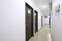 OYO 89497 Dream Nur Hotel